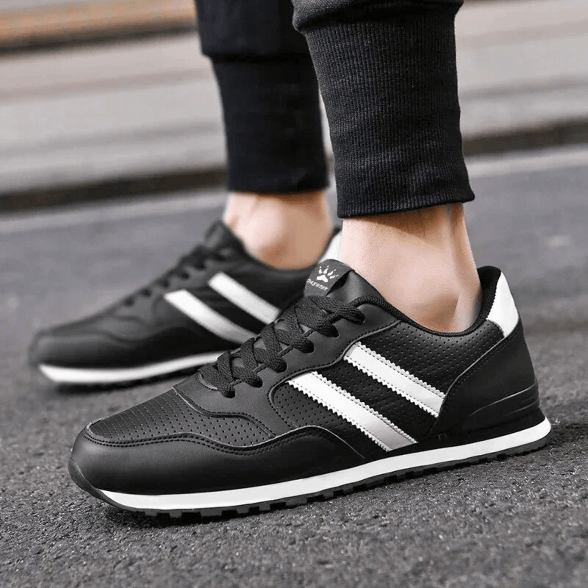 The Sereno Sneaker