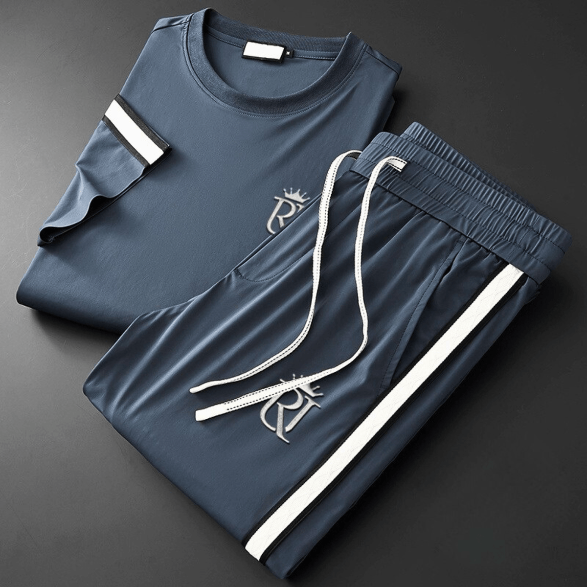 The Royal Junction Set