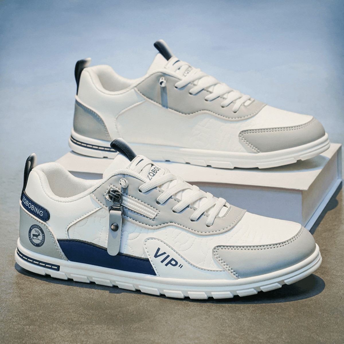 The Aurevano Sneaker