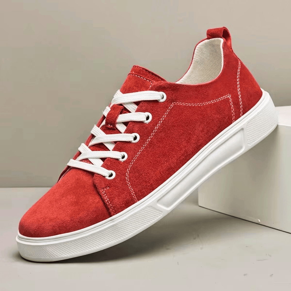 The Calvero Sneaker