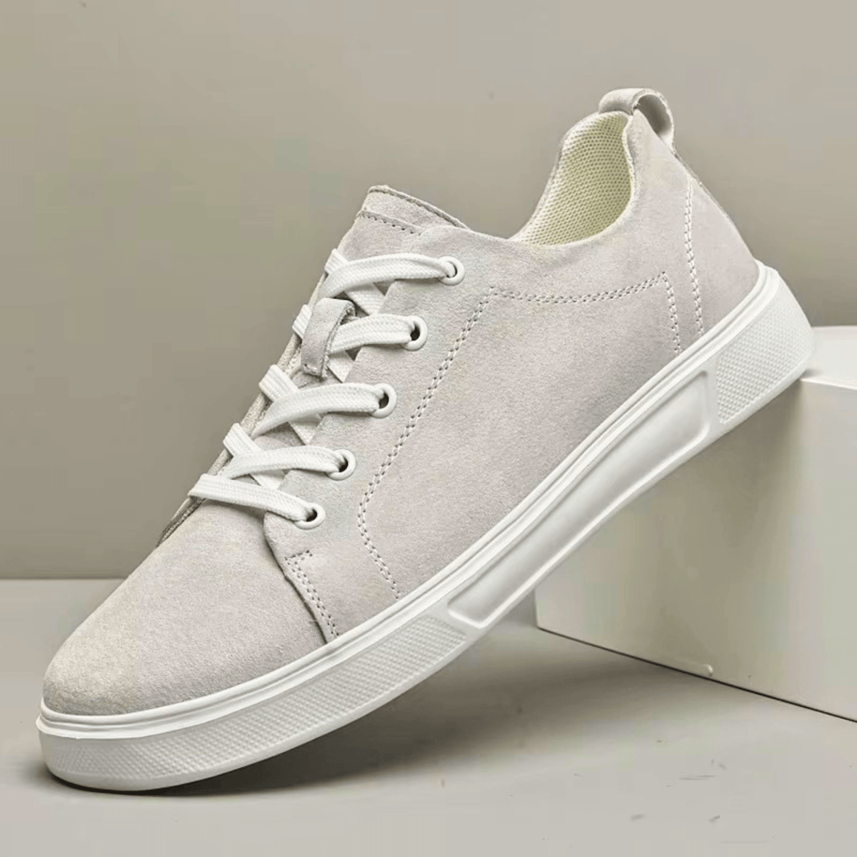 The Calvero Sneaker
