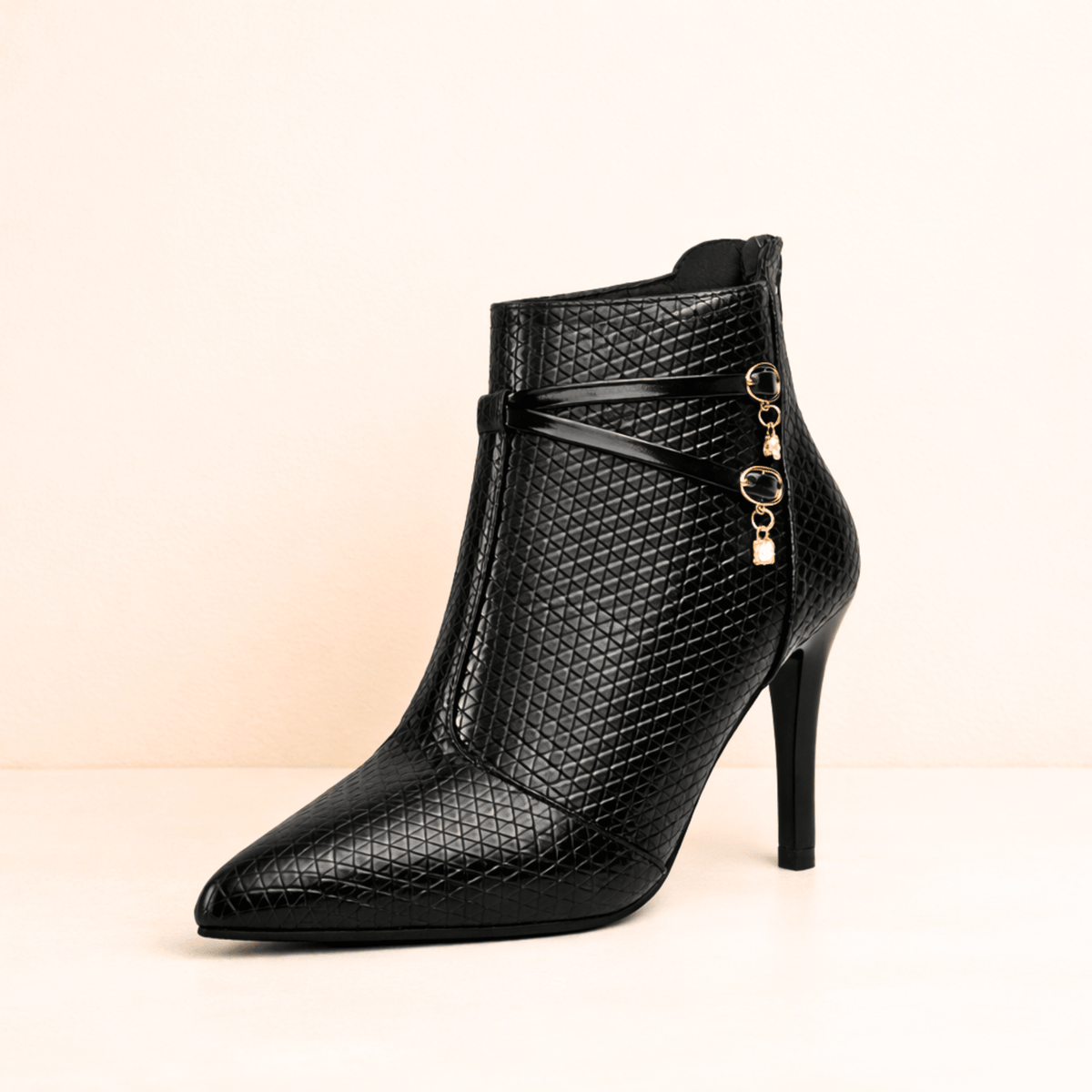 The Estelle Boot