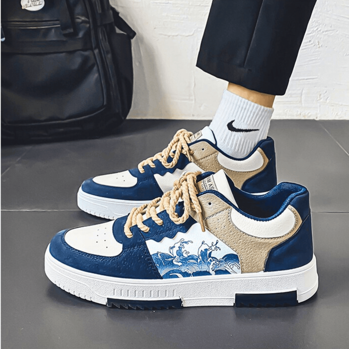 The Saviero Sneaker
