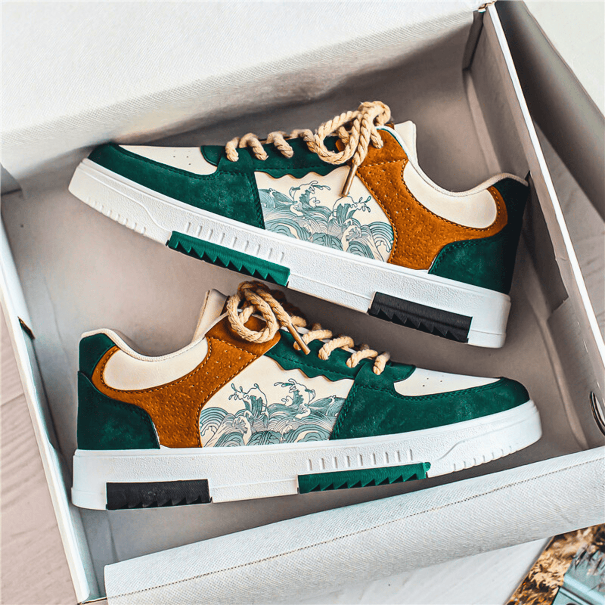 The Saviero Sneaker