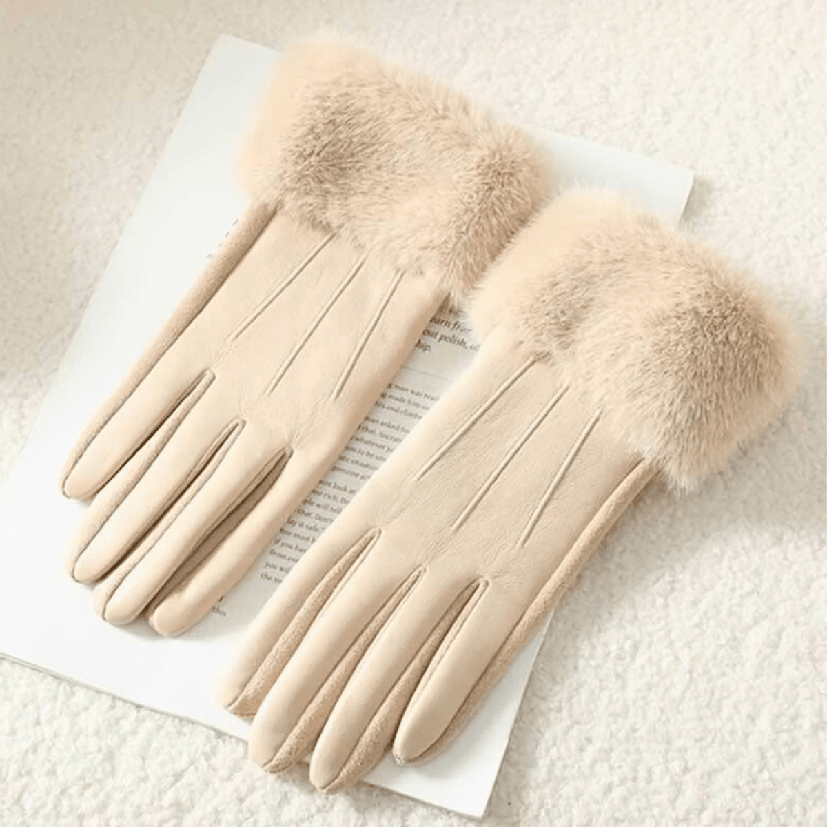 The Valeria Glove