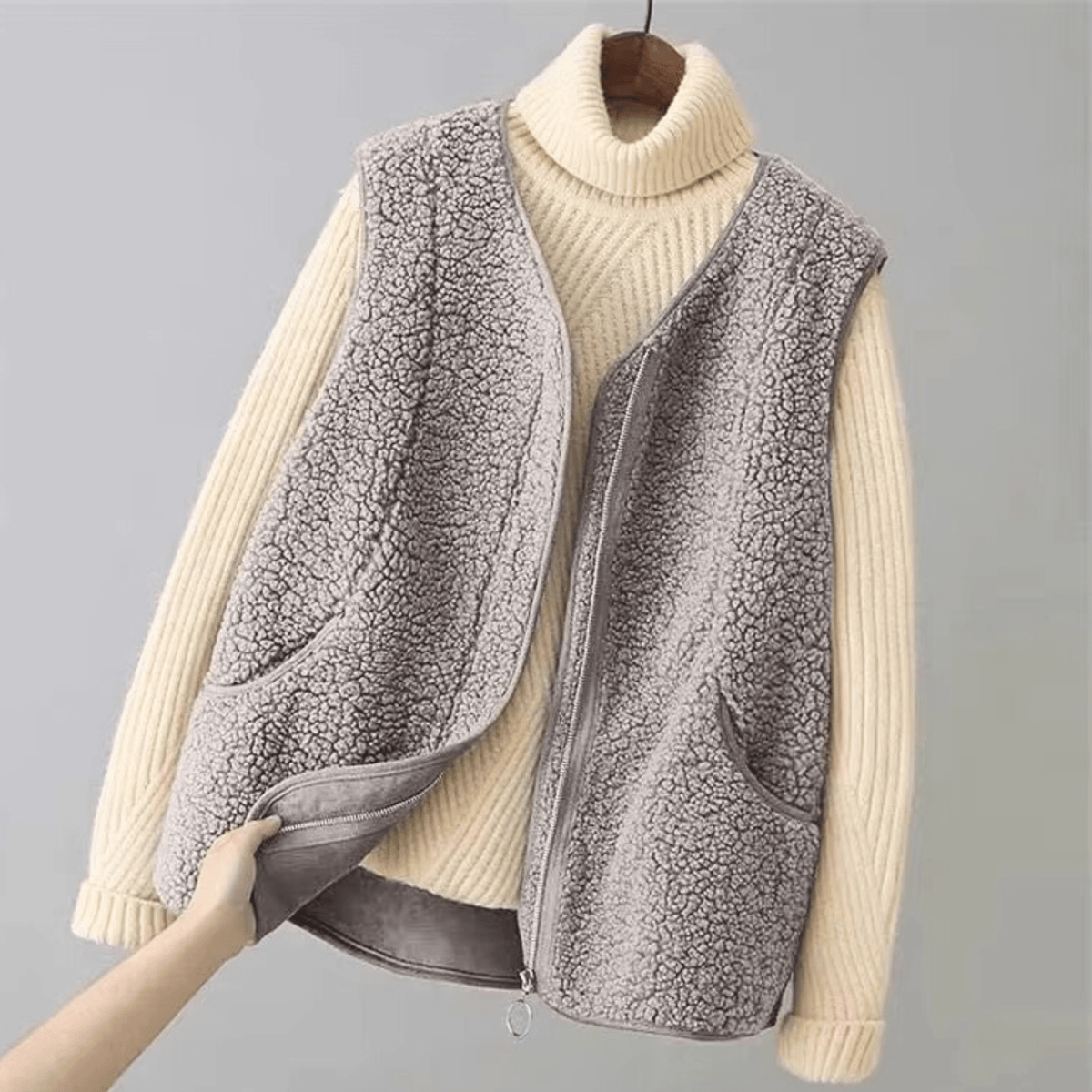 The Valeria Vest