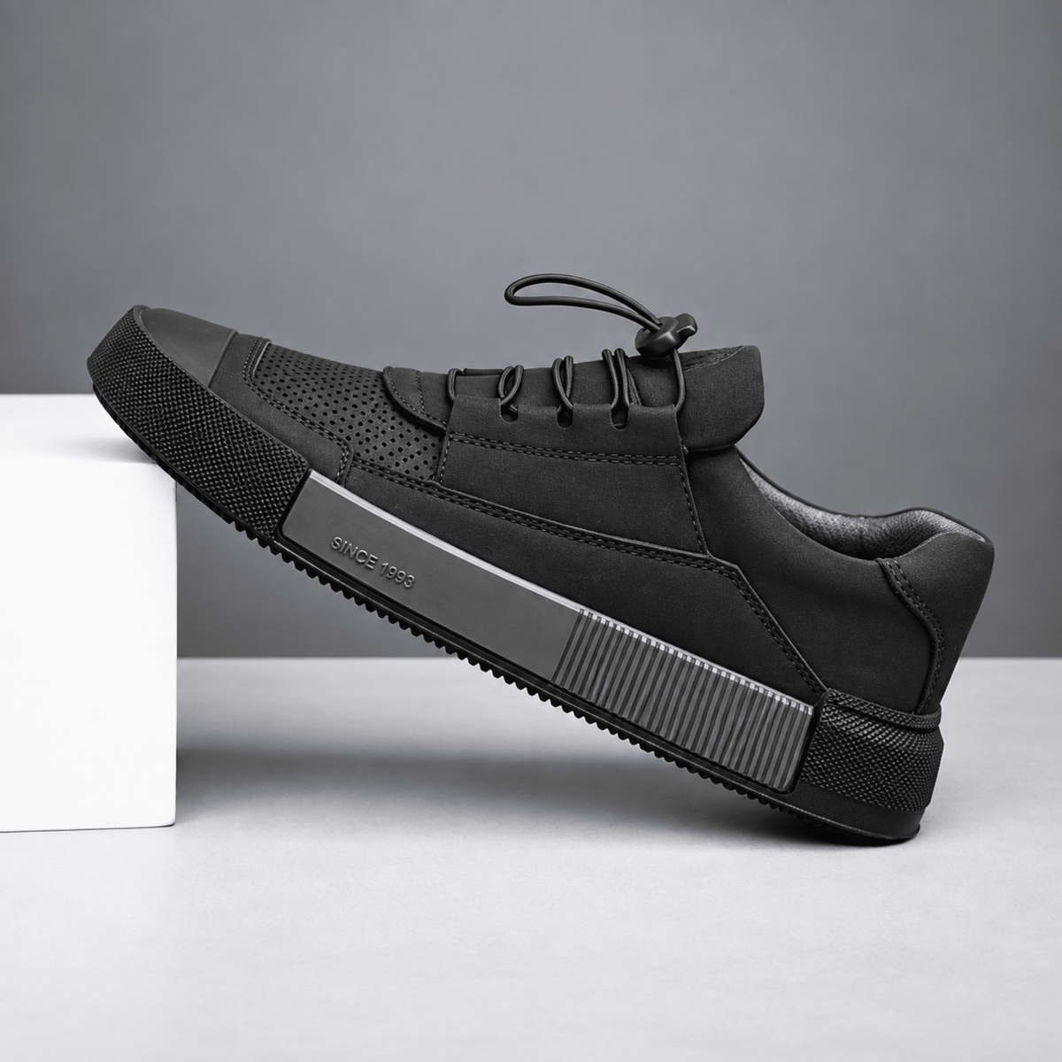 The Varen Sneaker