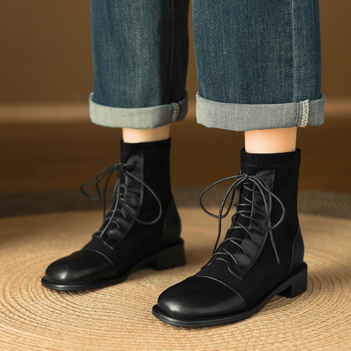 The Velmora Boot