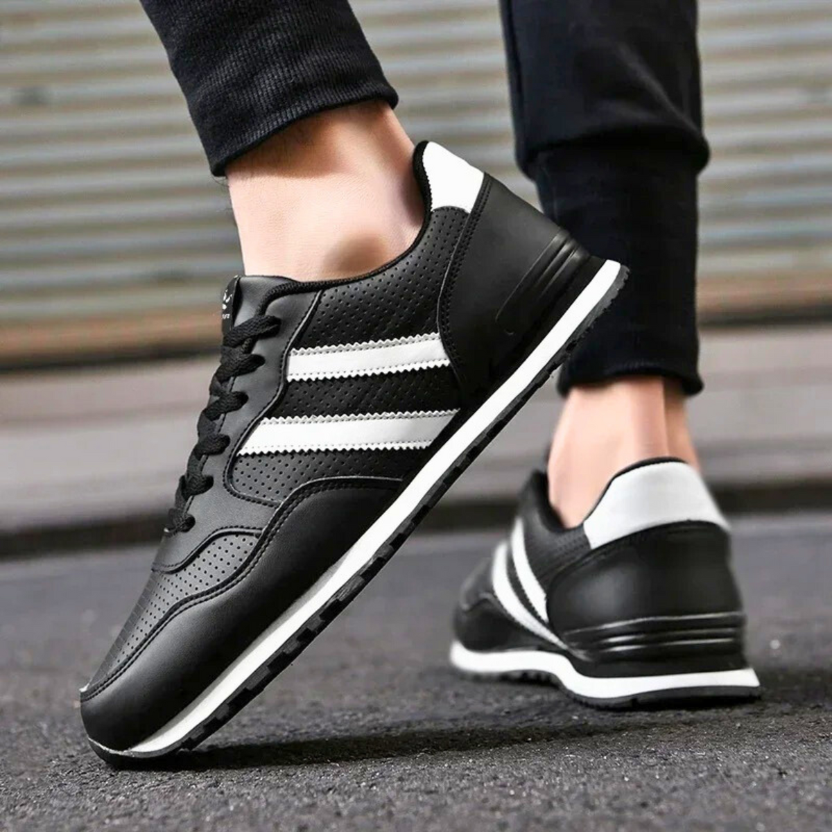 The Sereno Sneaker
