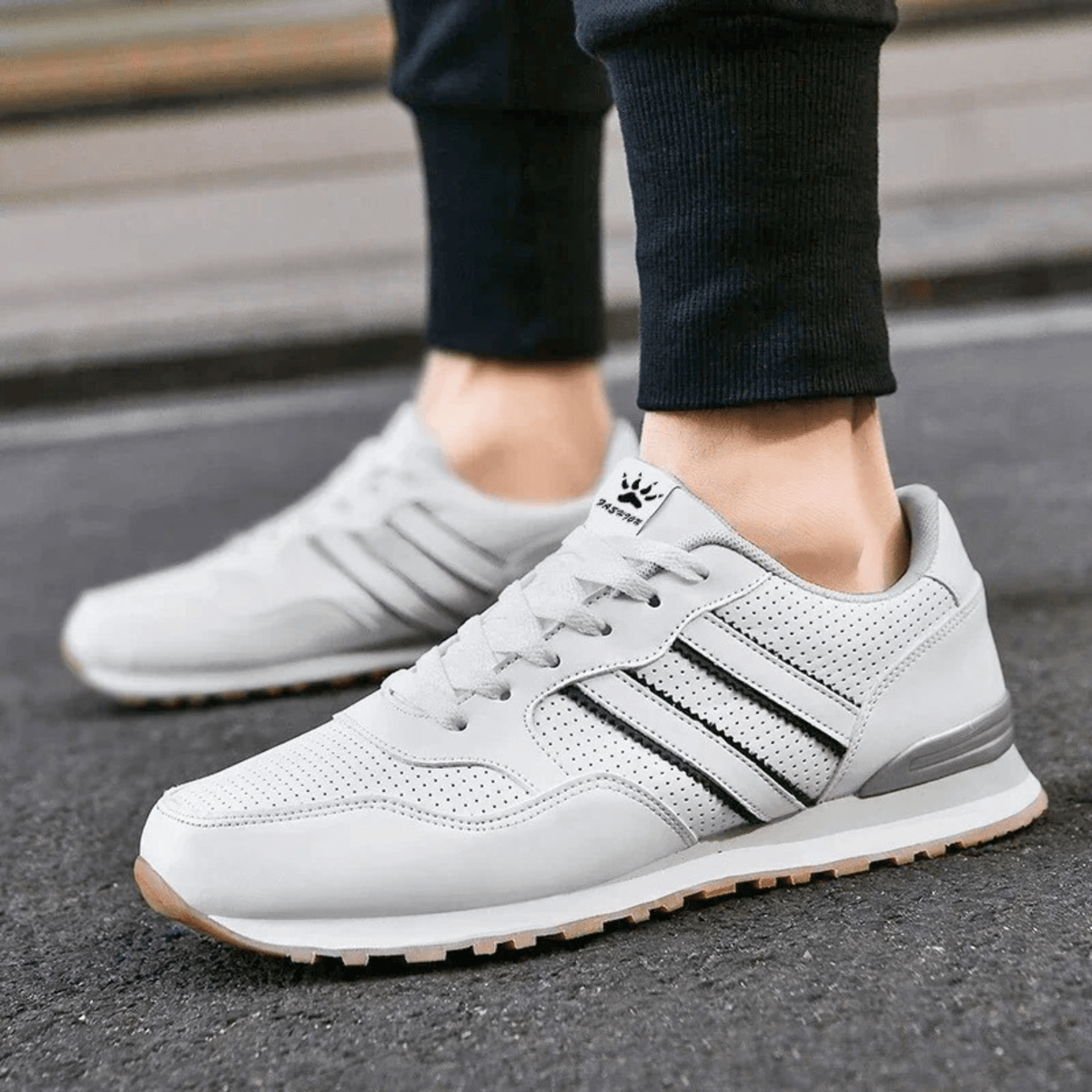 The Sereno Sneaker