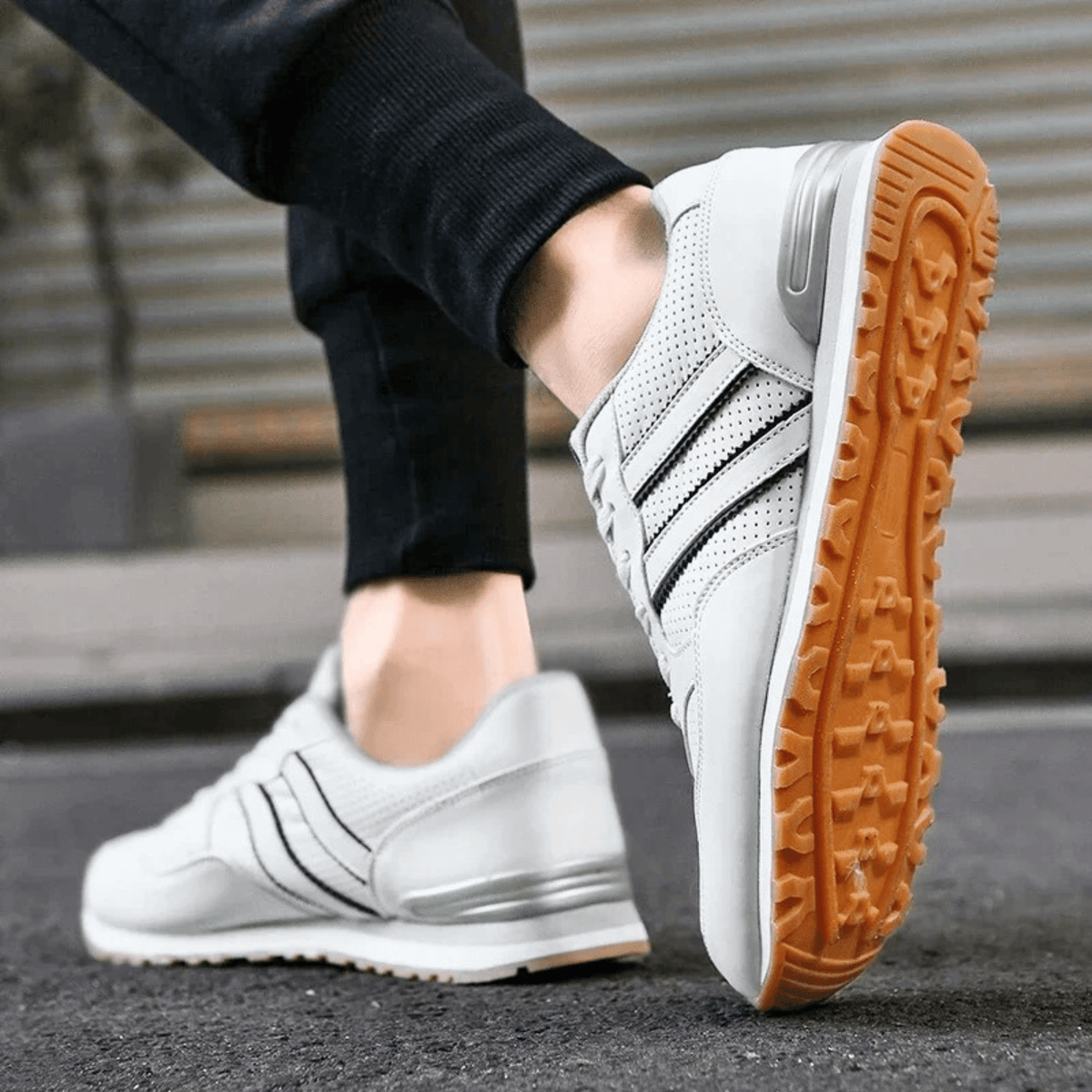 The Sereno Sneaker