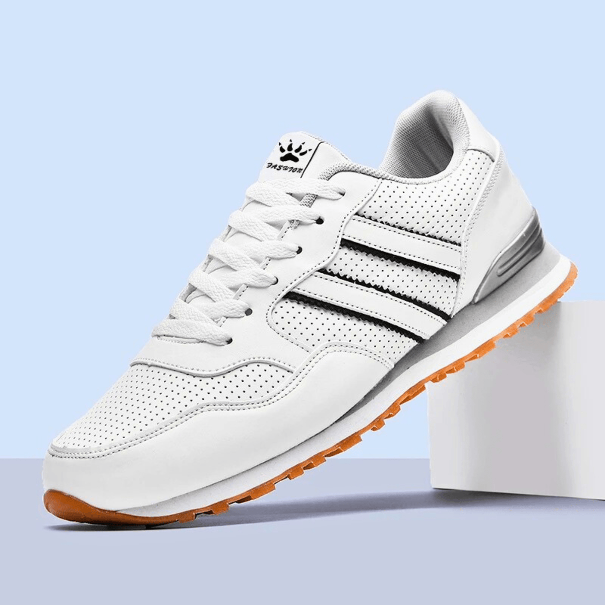 The Sereno Sneaker