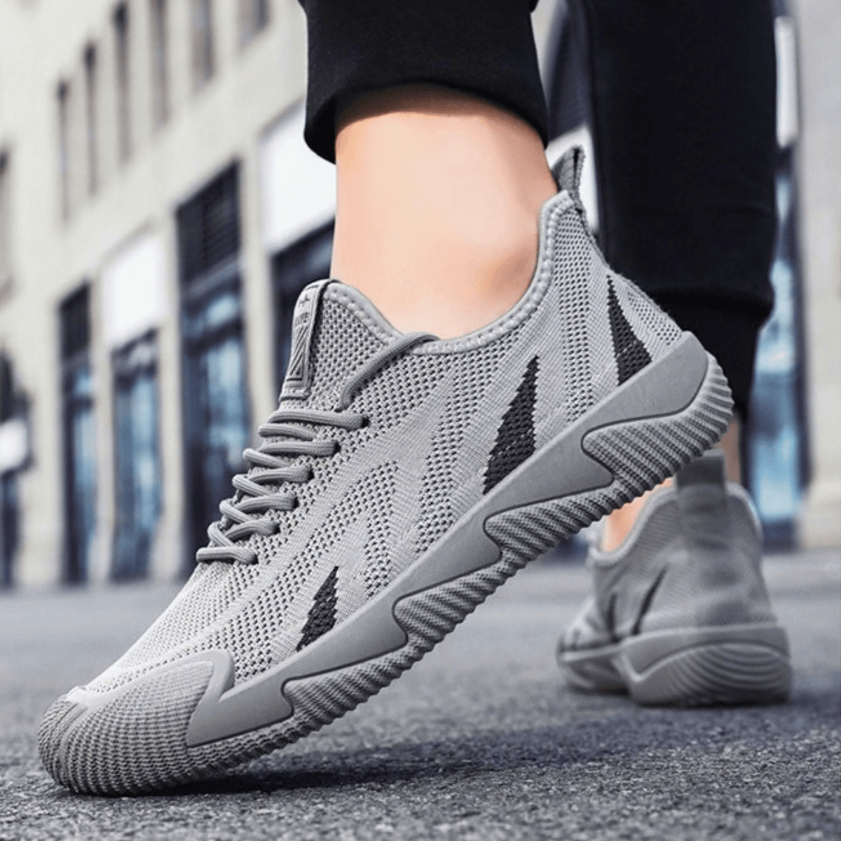The Arvento Runner
