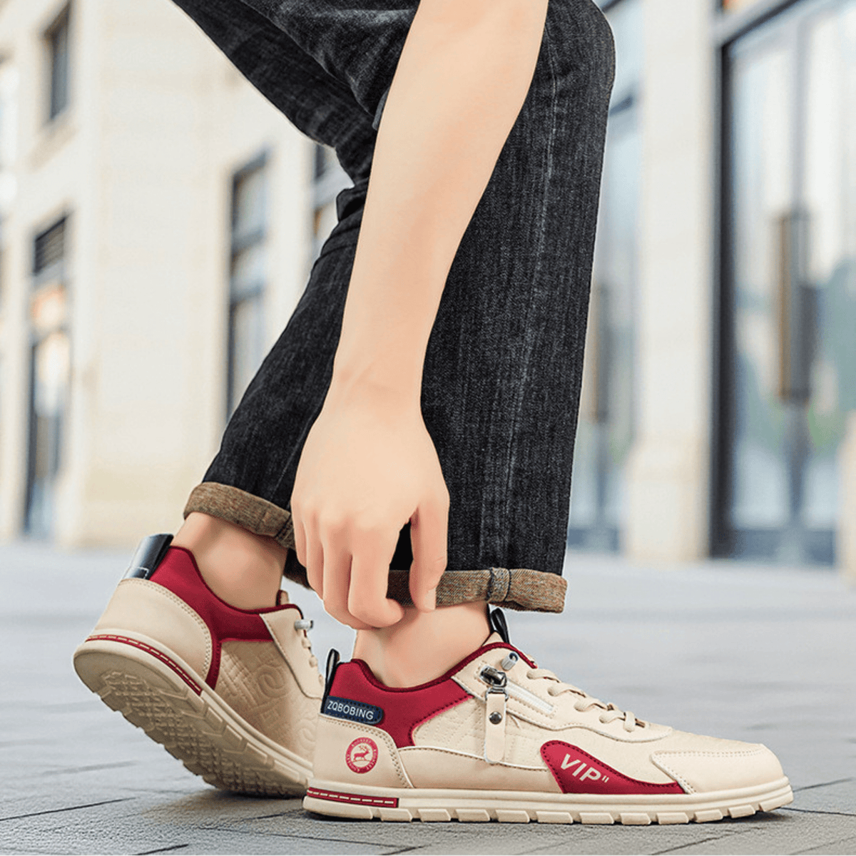 The Aurevano Sneaker