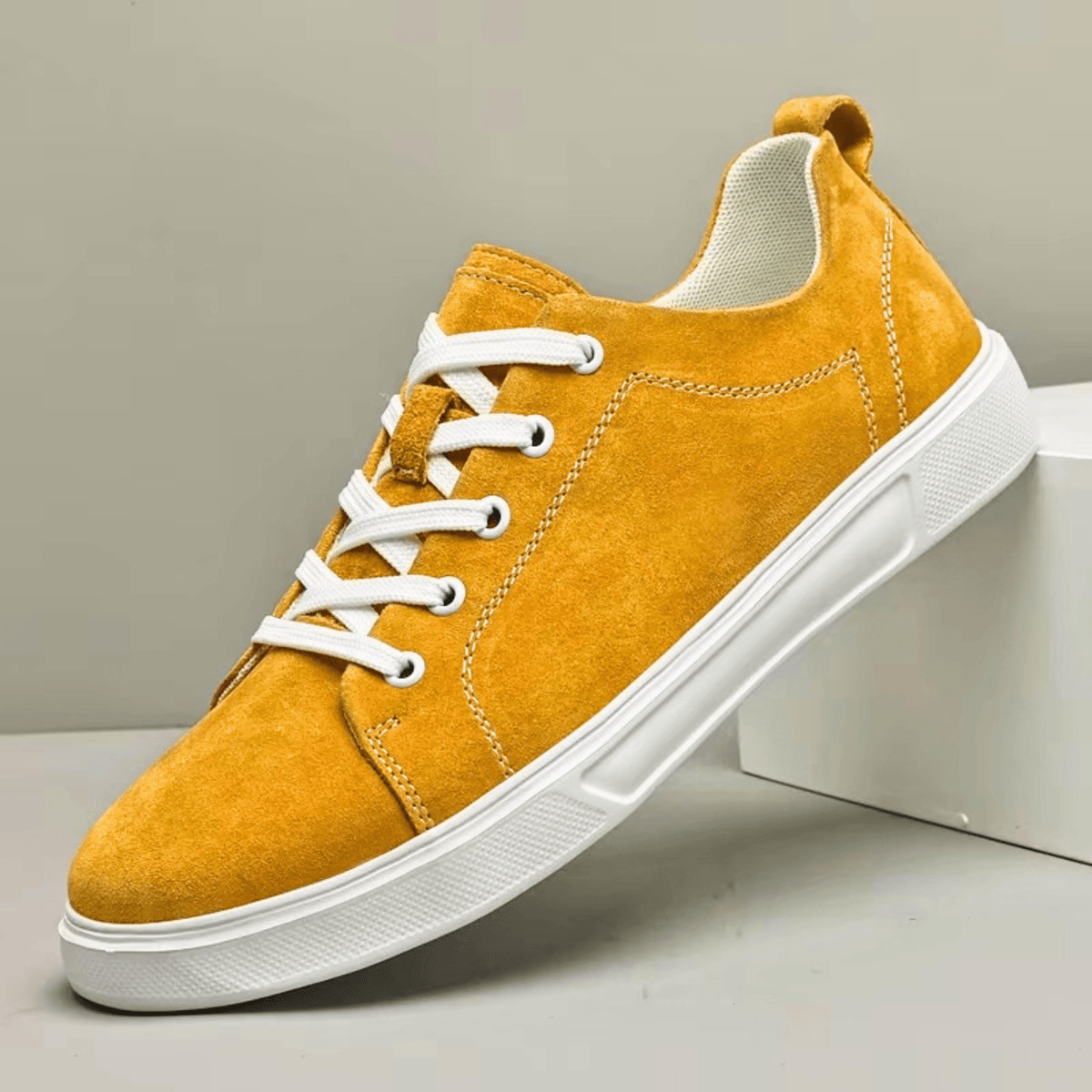 The Calvero Sneaker