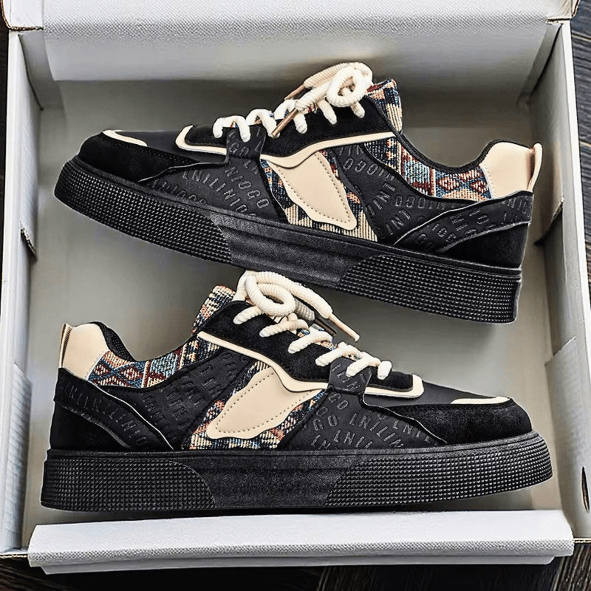 The Casaro Sneaker