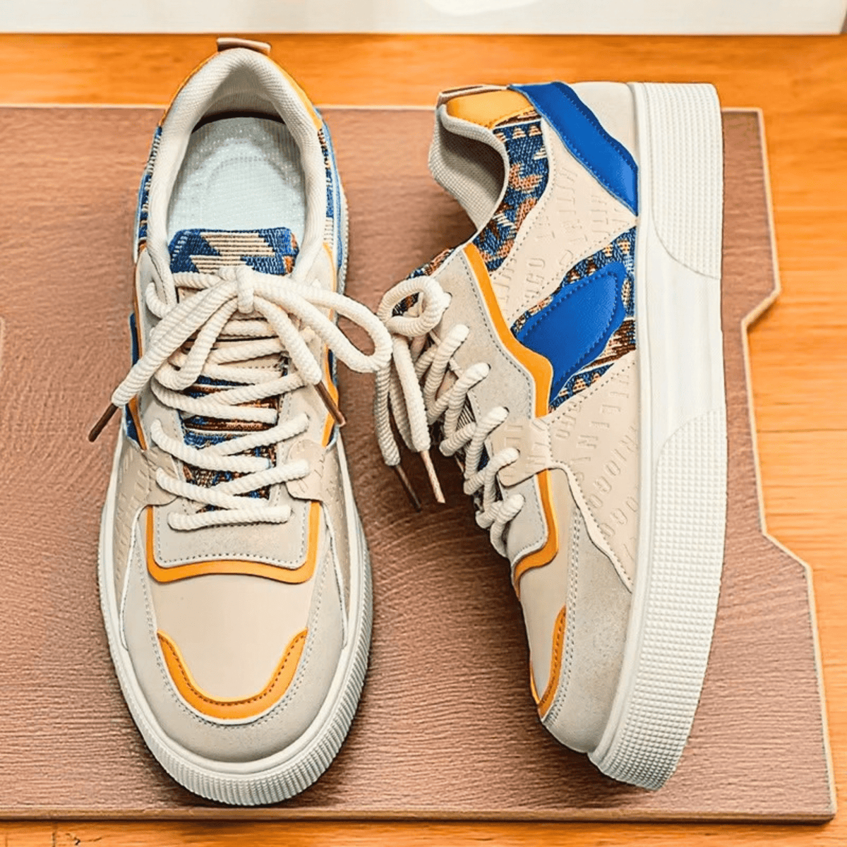 The Casaro Sneaker