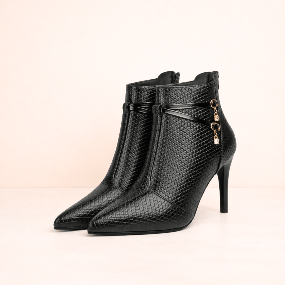 The Estelle Boot