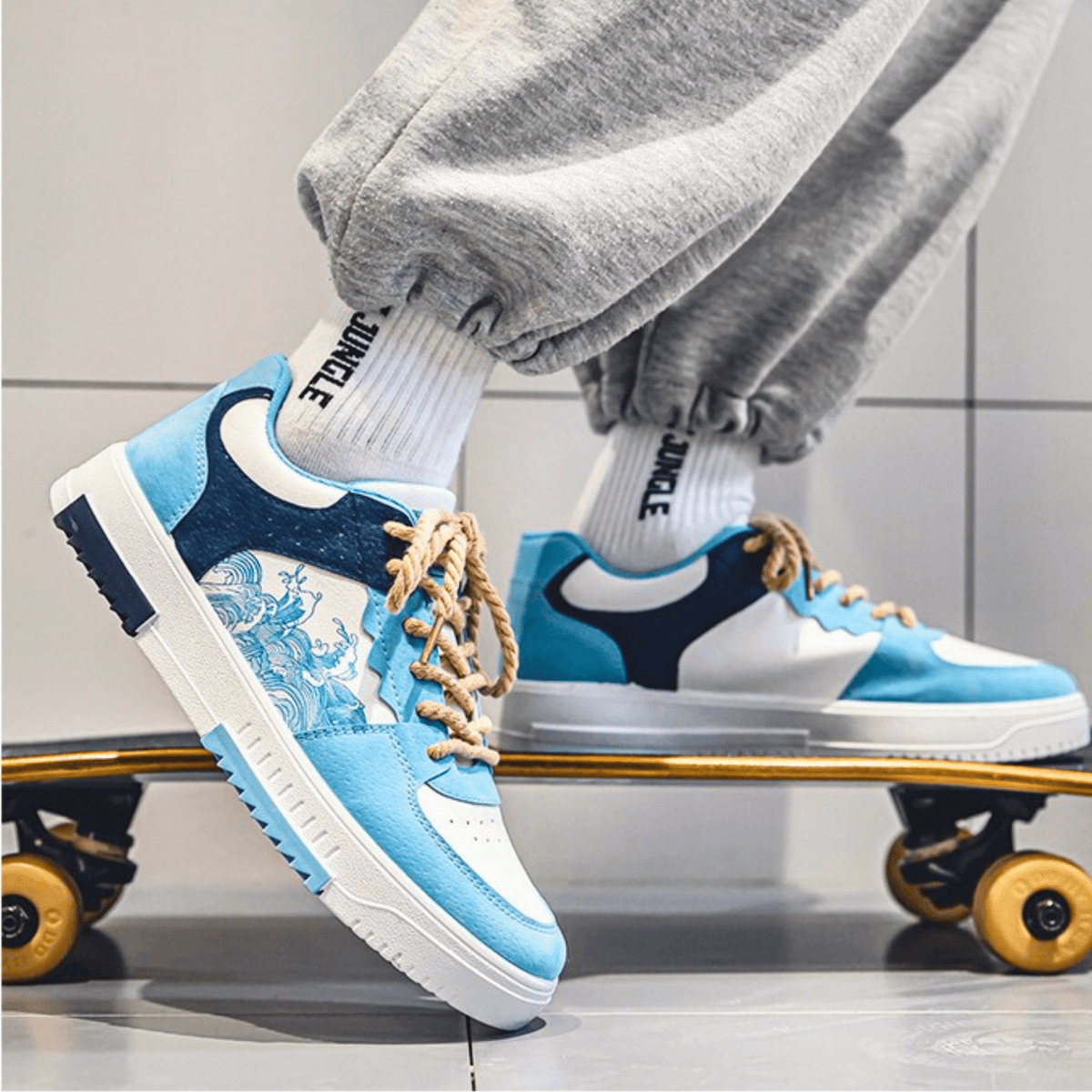 The Saviero Sneaker