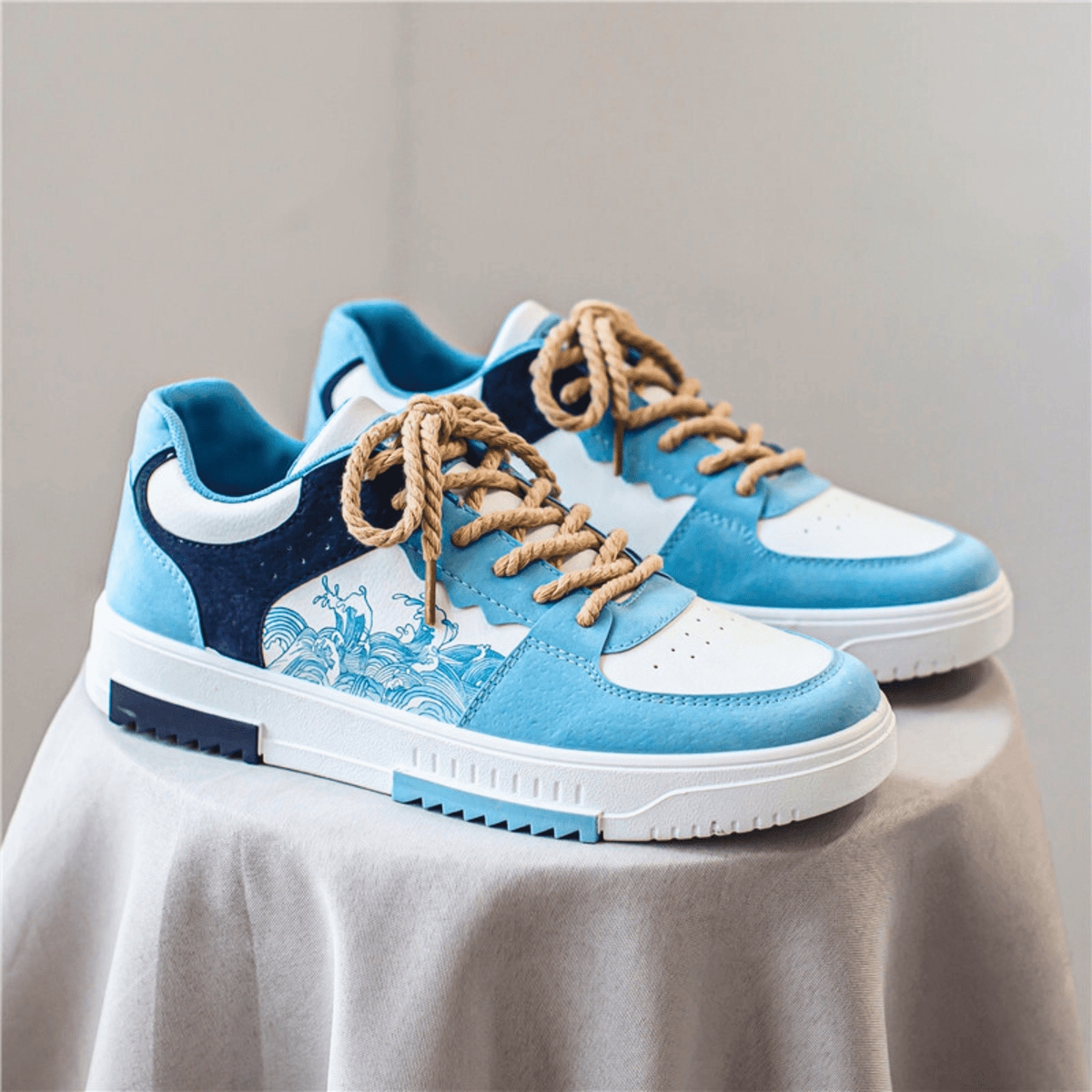 The Saviero Sneaker