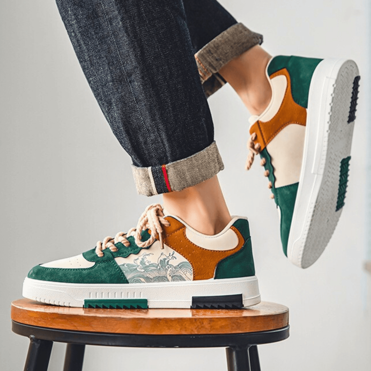 The Saviero Sneaker