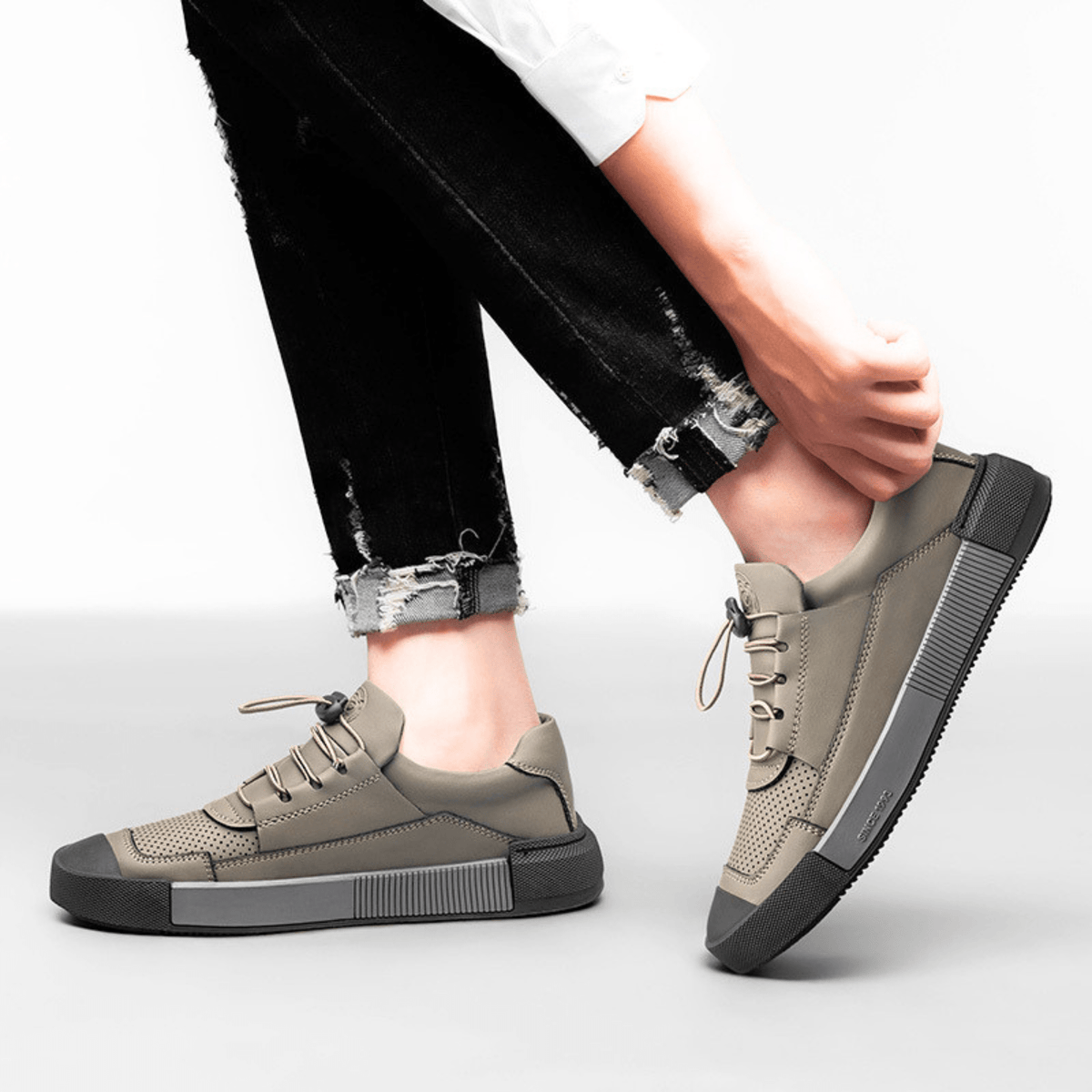 The Varen Sneaker